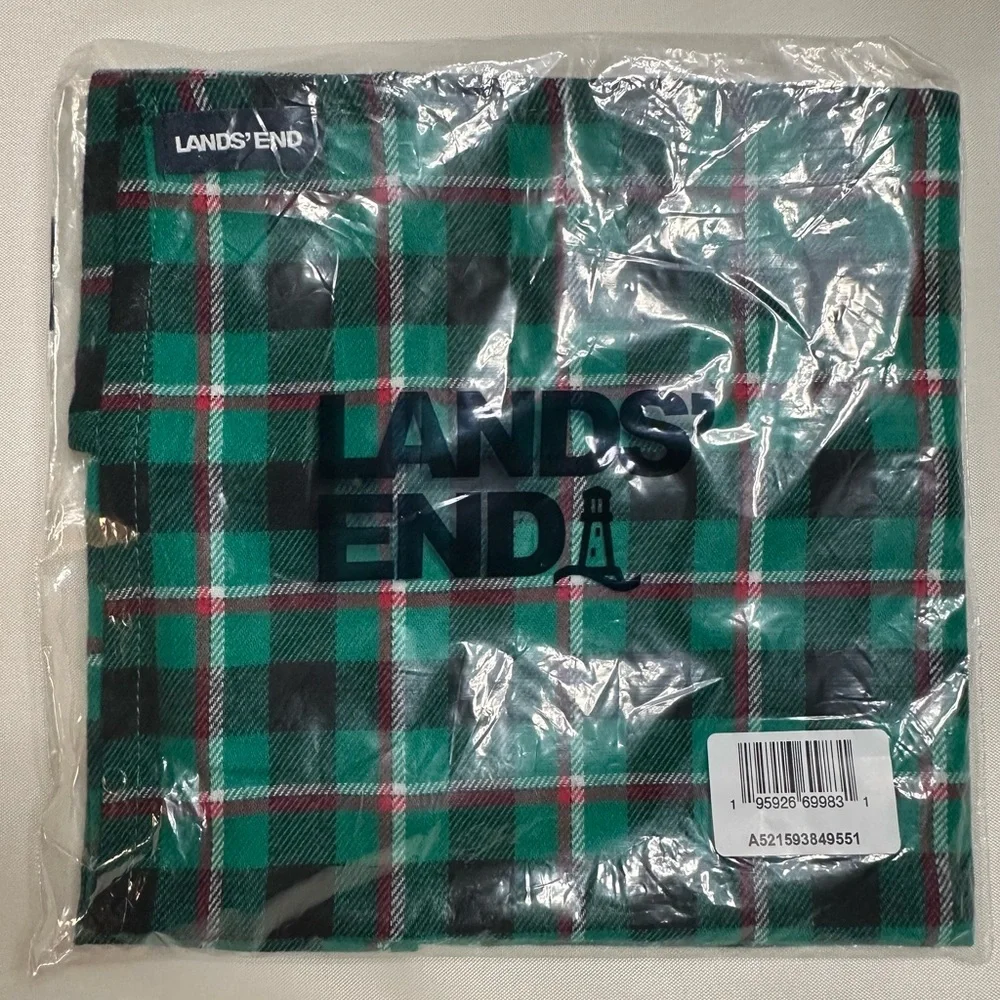 Lands' End Green Plaid Cotton Dog Bandana Scarf Size Medium Holiday Puppy New